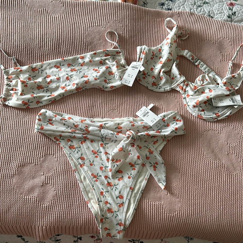 NWT Abercrombie Peach Swim Set
